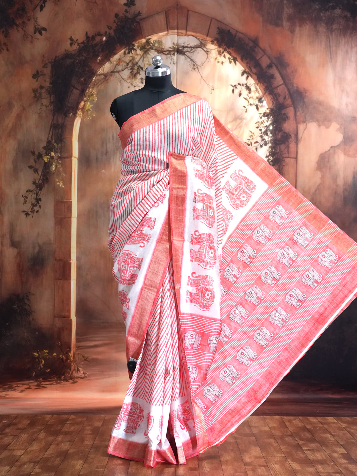 White with Red Pallu - Semi Tussar Saree