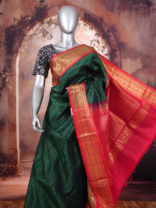 Royal Bottle Green and Crimson Red Handloom Pure Silk Cotton Saree