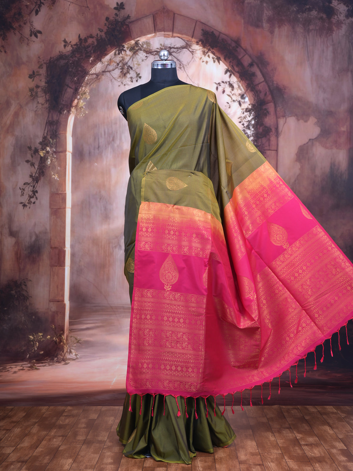 Mehendi Green With Pink Semi Silk Saree