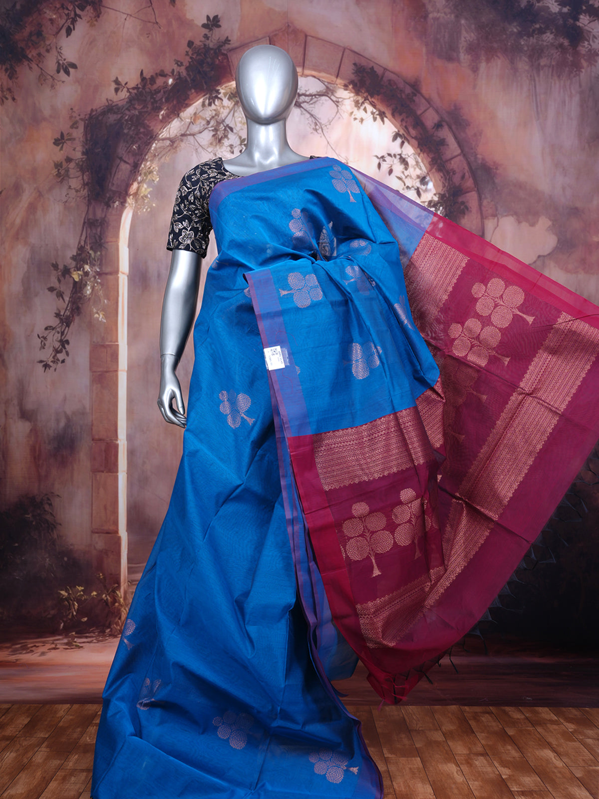 Royal Blue and Magenta Silk Cotton Saree