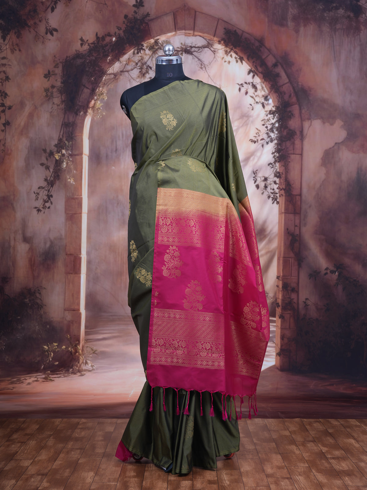 Mehendi Green With Pink Semi Silk Saree