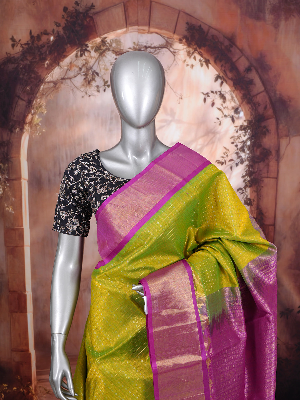 Elegant Pure Silk Cotton Saree in Lime Green and Magenta Pink