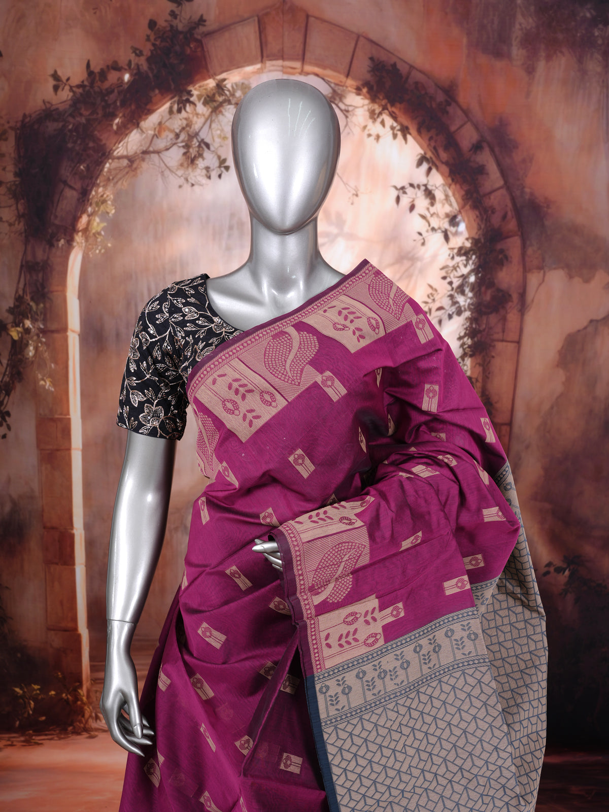 Magenta Pink with Sage Grey Munthi Silk Cotton Saree