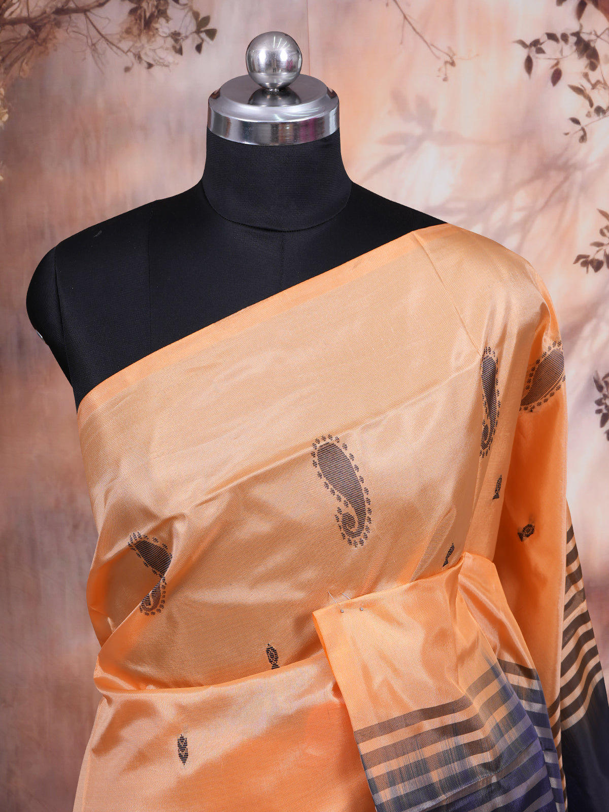 Peach with Royal Blue Vaalai Naar Pattu Saree