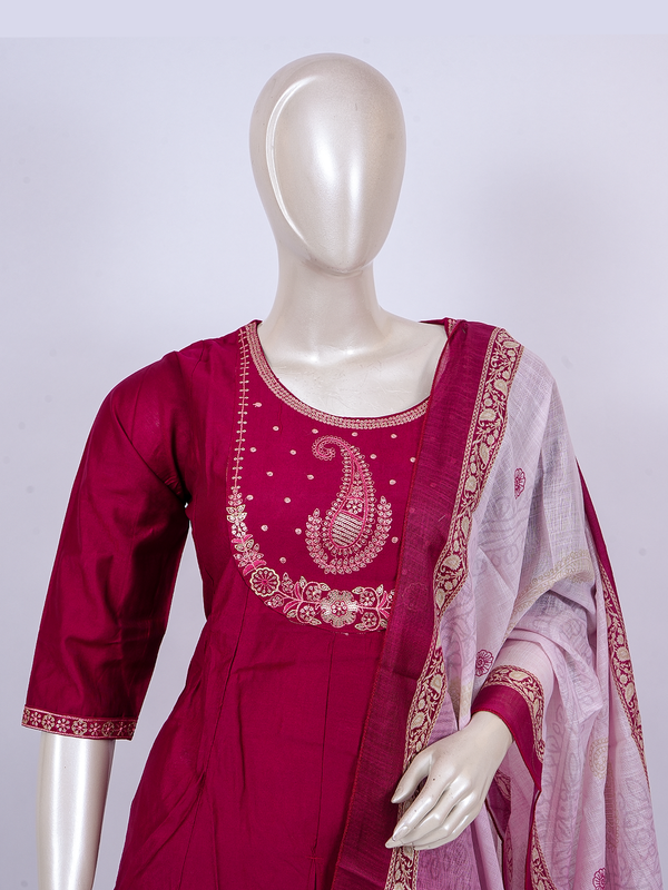 Rani pink zari embroidered ready made kurti set with straight palazzo pants and ombre pink zari border dupatta