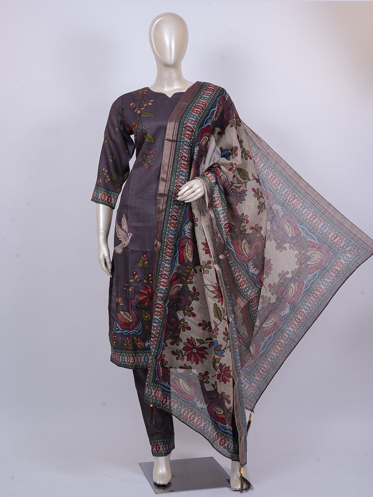 Mauve Kalamkari print straight kurti set with beige peacock print contrast dupatta and matching pants