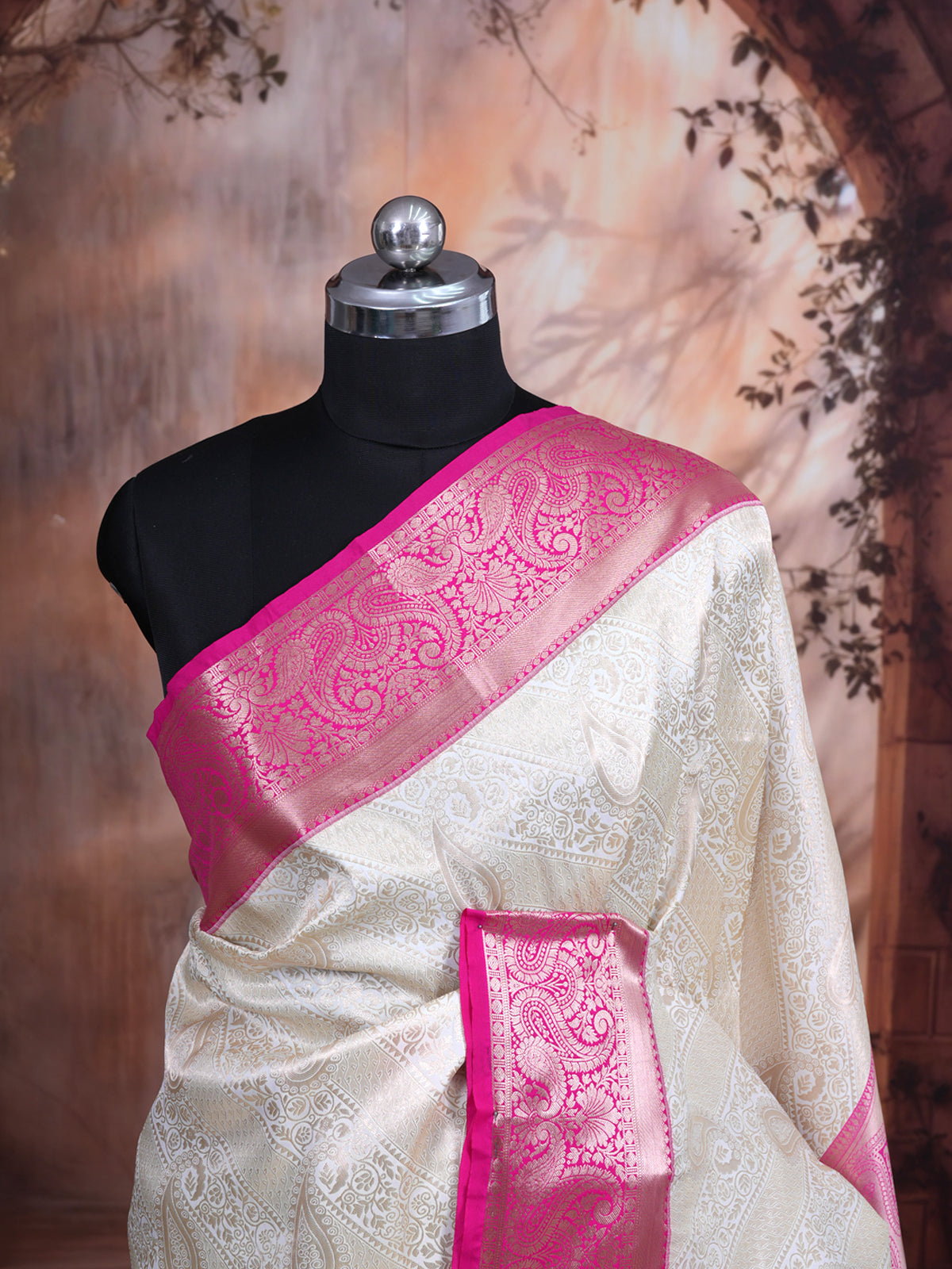 White with Magenta and Gold Kanchipuram Fancy Silk Saree