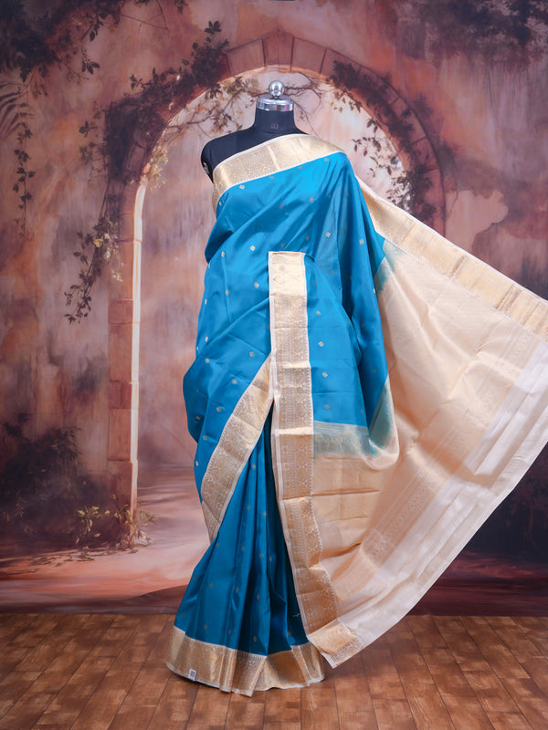 Luminous Peacock Blue With Gold Zari Kanchipuram Silk Saree