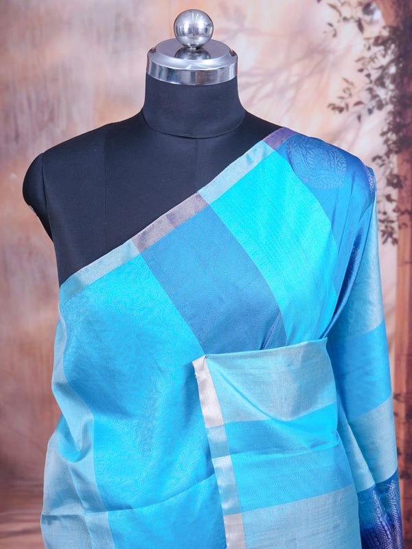 Ocean Ombre With Royal Blue Kanchipuram Silk Saree
