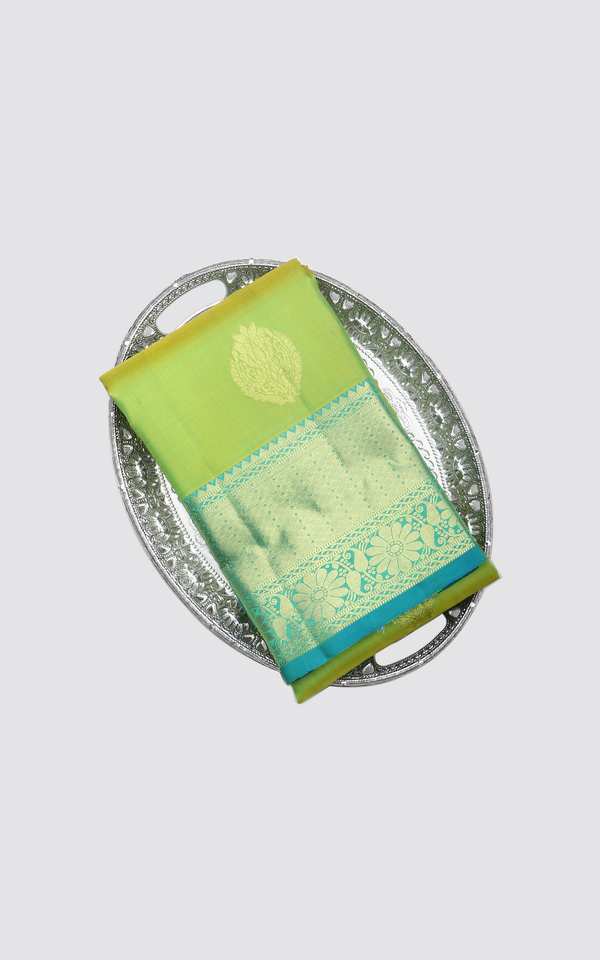 Dual Shade Of Green Pure Silk Saree